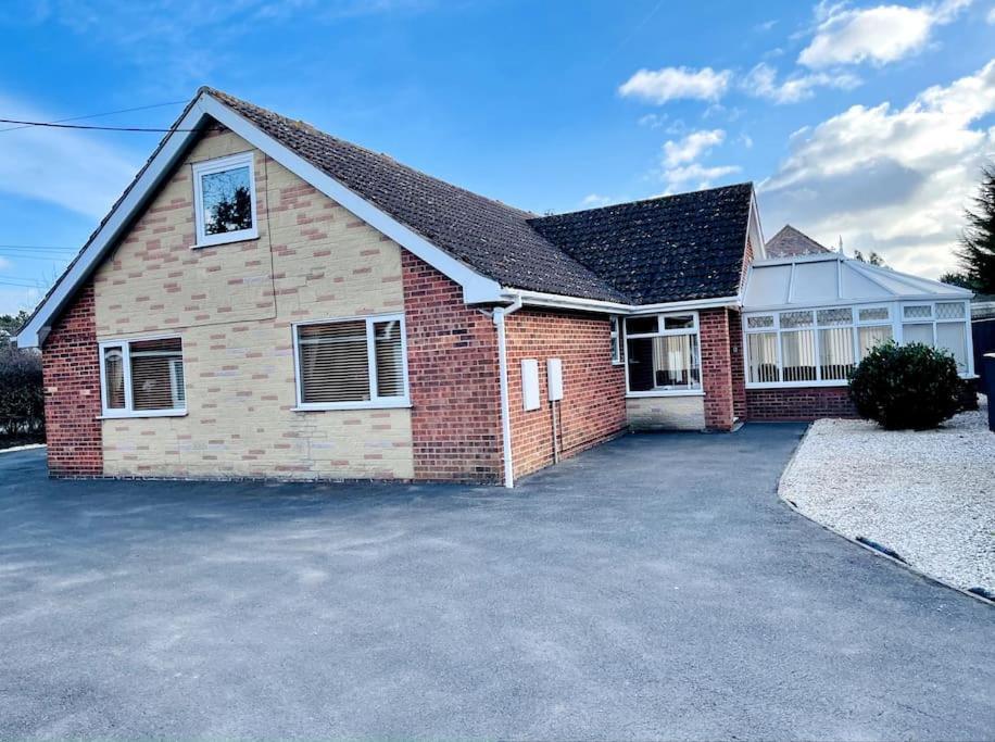 5-Bedroom Cottage In Healing, Grimsby Εξωτερικό φωτογραφία